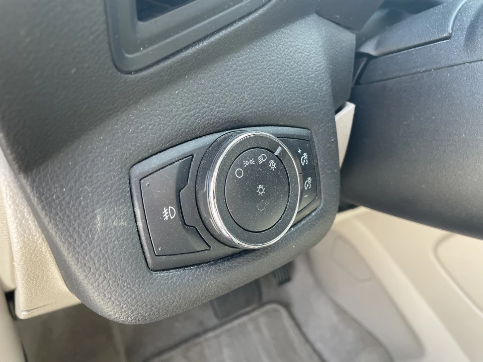 2015 Ford C-Max - Image 21 of 31