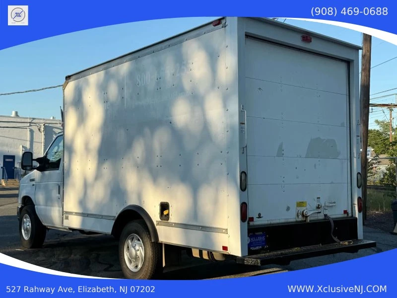 2015 Ford Econoline Van - Image 2 of 12