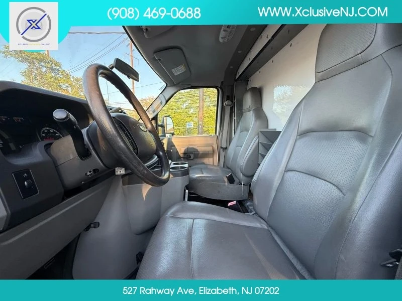 2015 Ford Econoline Van - Image 8 of 12