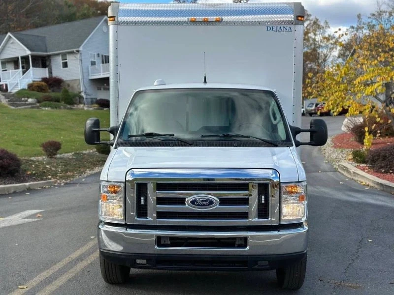2015 Ford Econoline Van - Image 3 of 12