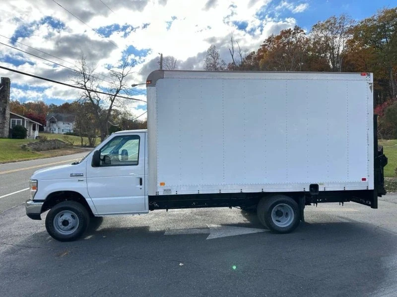 2015 Ford Econoline Van - Image 10 of 12