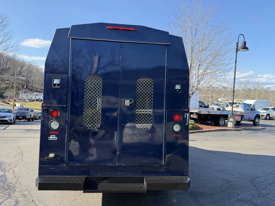 2015 Ford Econoline Van - Image 8 of 19