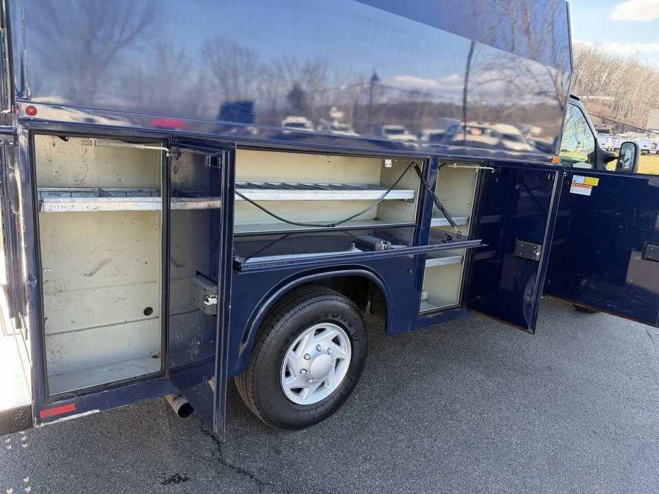 2015 Ford Econoline Van - Image 5 of 19