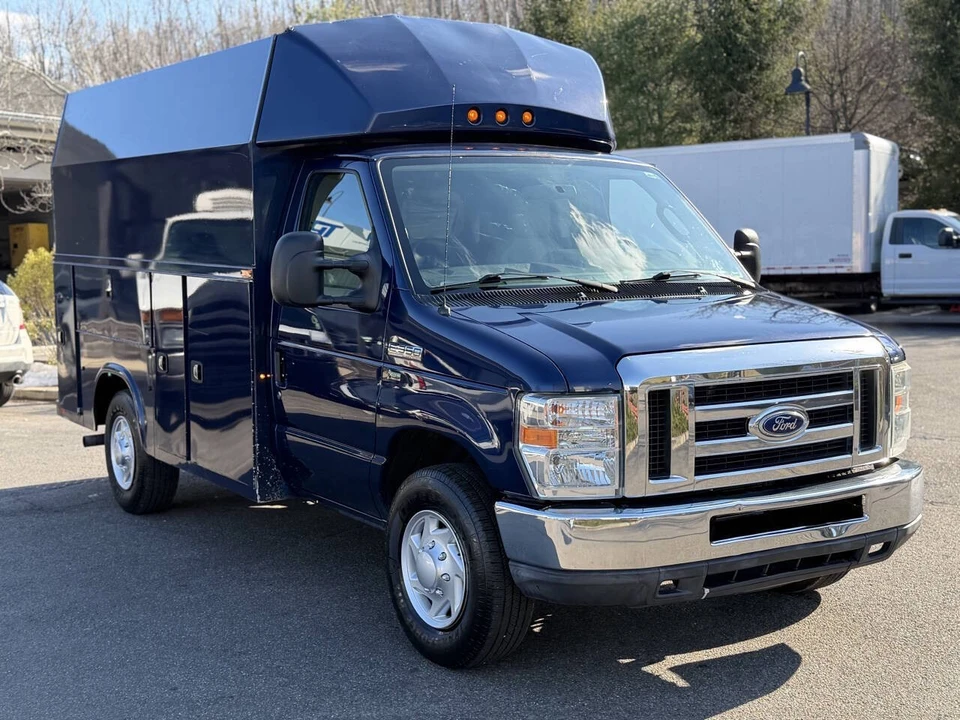2015 Ford Econoline Van - Image 4 of 19