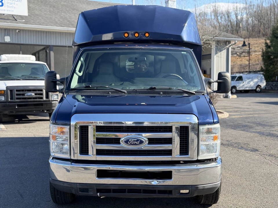 2015 Ford Econoline Van - Image 3 of 19
