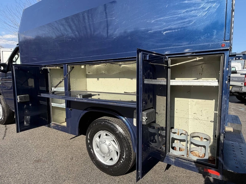 2015 Ford Econoline Van - Image 13 of 19