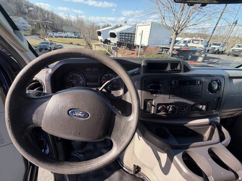 2015 Ford Econoline Van - Image 19 of 19