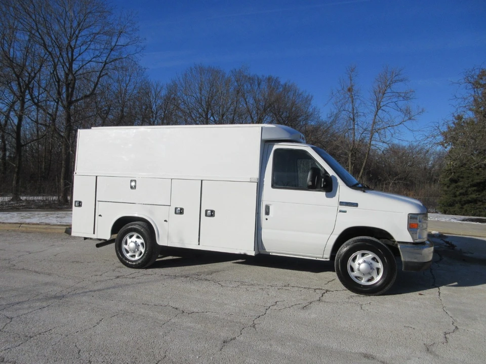 2015 Ford Econoline Van - Image 7 of 21