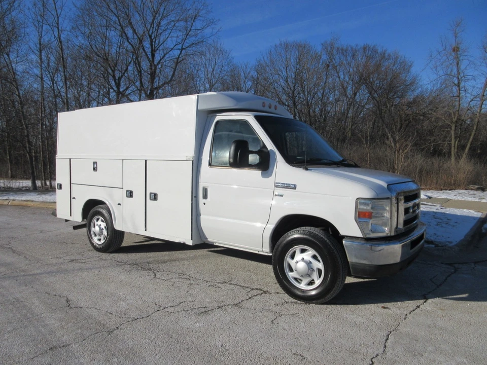 2015 Ford Econoline Van - Image 19 of 21