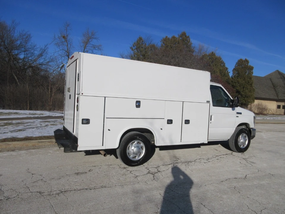 2015 Ford Econoline Van - Image 8 of 21