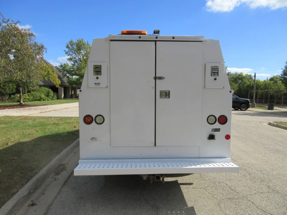 2015 Ford Econoline Van - Image 14 of 21