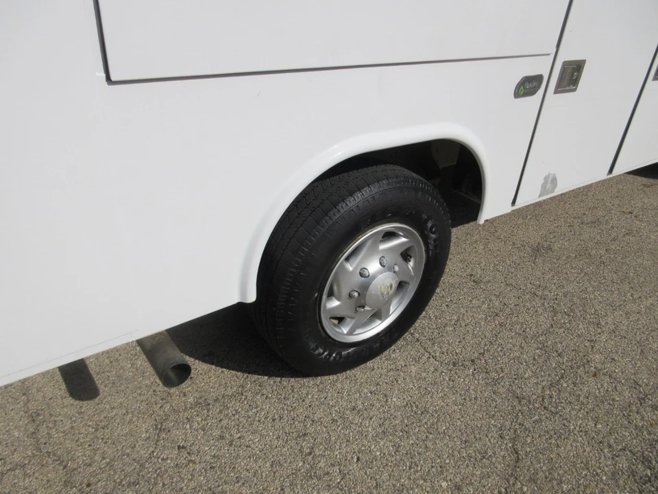 2015 Ford Econoline Van - Image 20 of 21