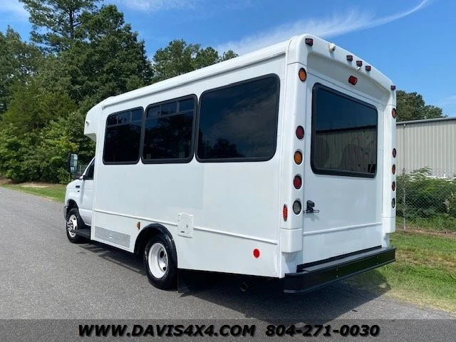 2015 Ford Econoline Van - Image 6 of 12