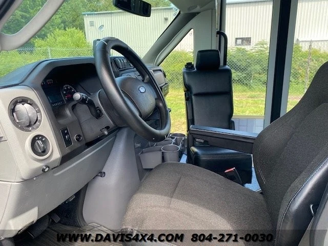 2015 Ford Econoline Van - Image 7 of 12