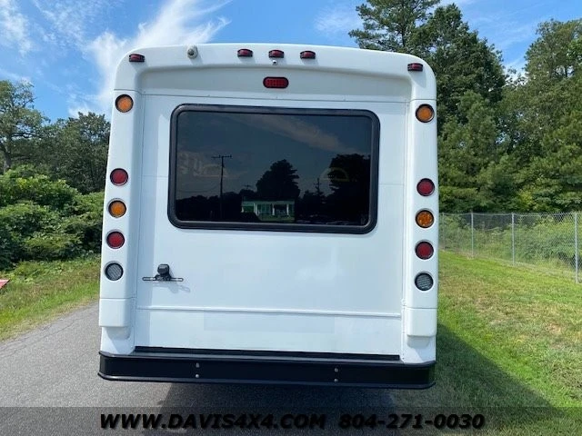 2015 Ford Econoline Van - Image 5 of 12