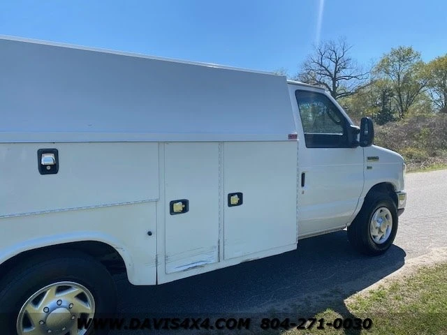 2015 Ford Econoline Van - Image 25 of 28