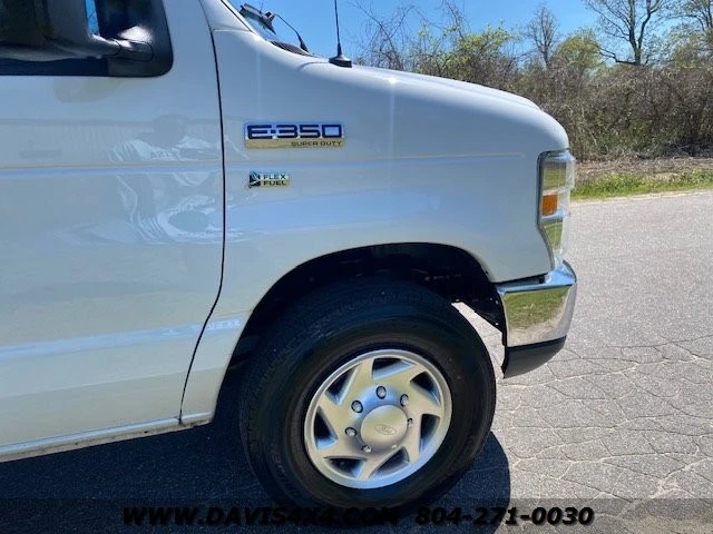 2015 Ford Econoline Van - Image 27 of 28
