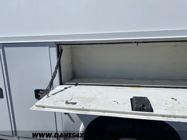 2015 Ford Econoline Van - Image 25 of 31