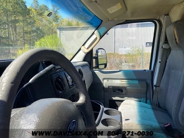 2015 Ford Econoline Van - Image 6 of 28