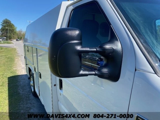 2015 Ford Econoline Van - Image 28 of 28