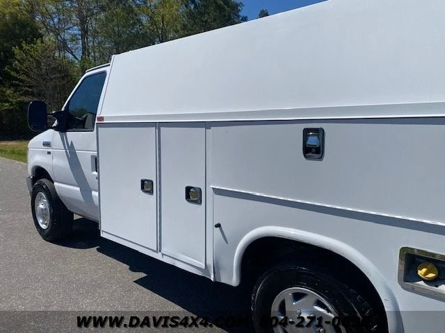 2015 Ford Econoline Van - Image 14 of 28