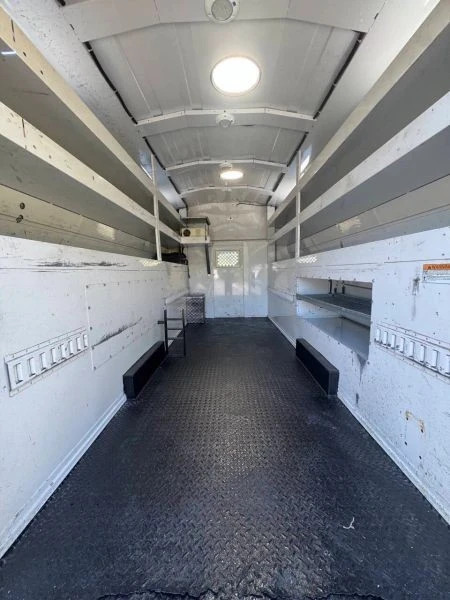 2015 Ford Econoline Van - Image 8 of 12