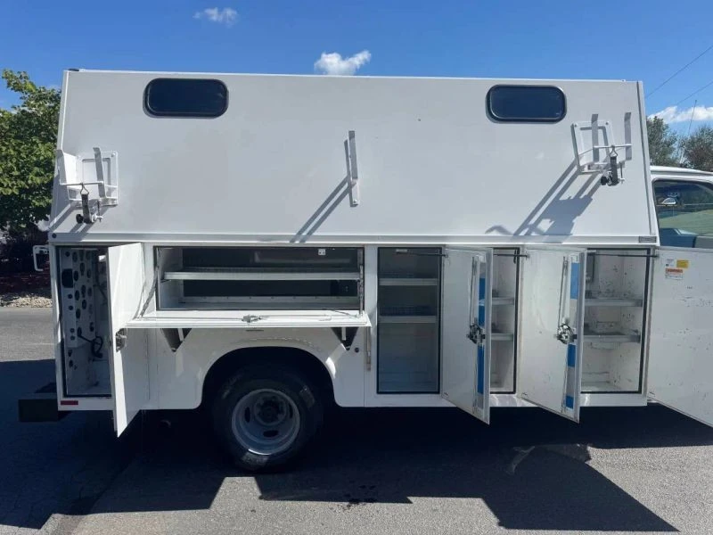 2015 Ford Econoline Van - Image 9 of 12