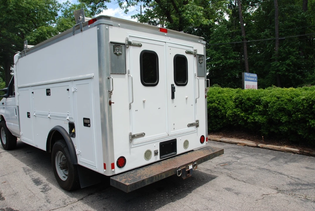 2015 Ford Econoline Van - Image 14 of 21