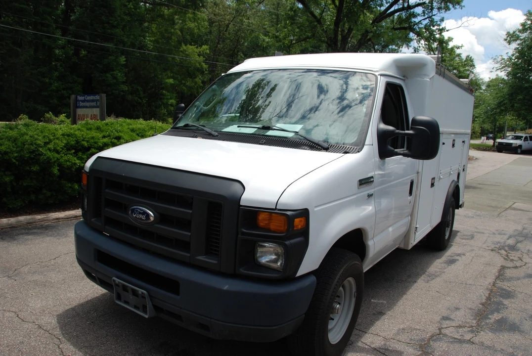 2015 Ford Econoline Van - Image 7 of 21