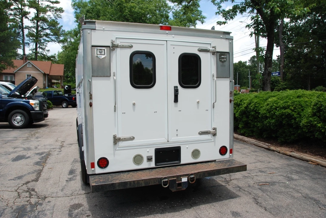 2015 Ford Econoline Van - Image 15 of 21