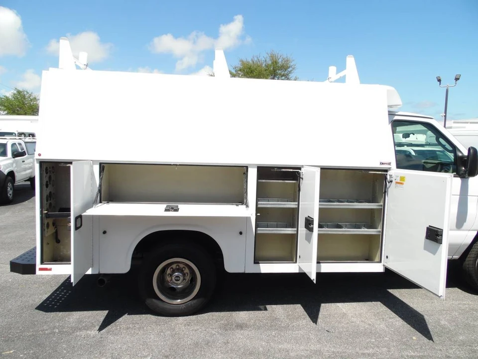 2015 Ford Econoline Van - Image 12 of 24