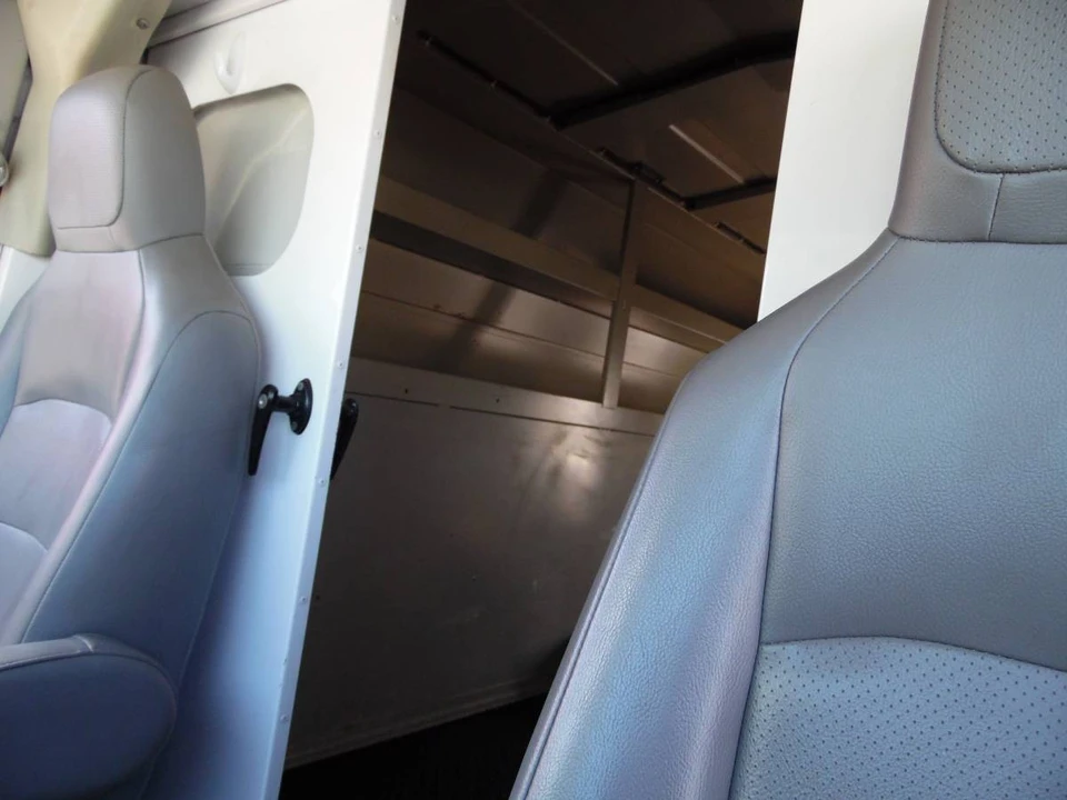 2015 Ford Econoline Van - Image 18 of 24