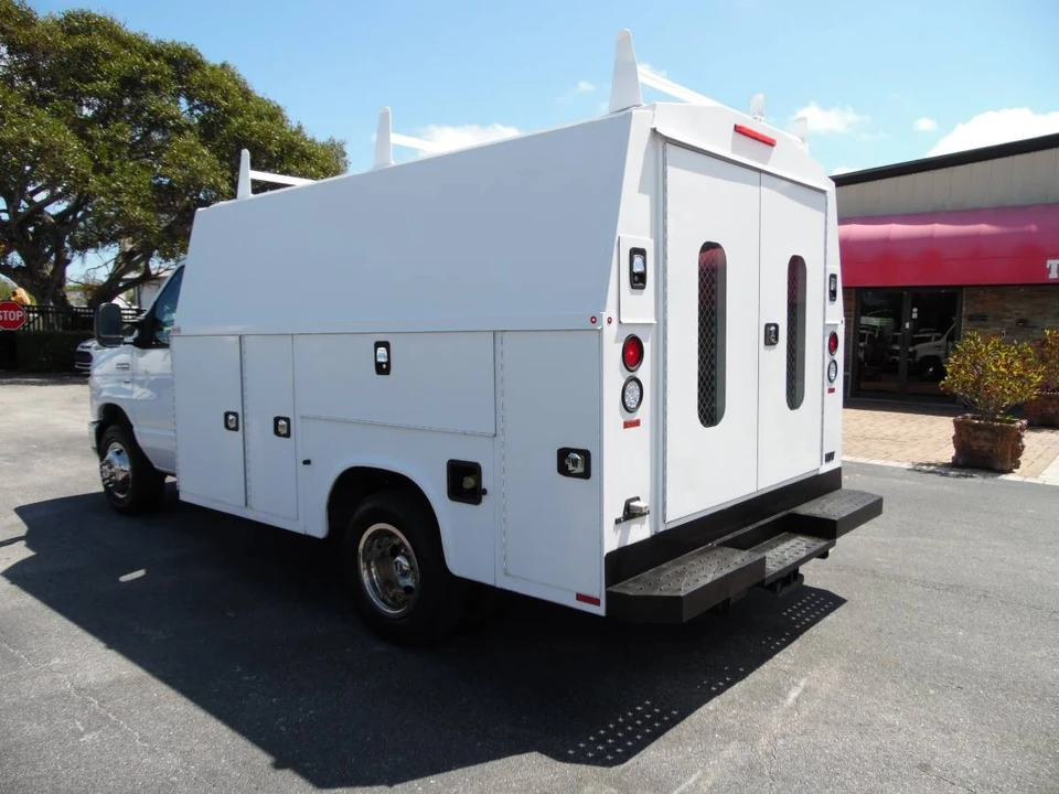 2015 Ford Econoline Van - Image 5 of 24