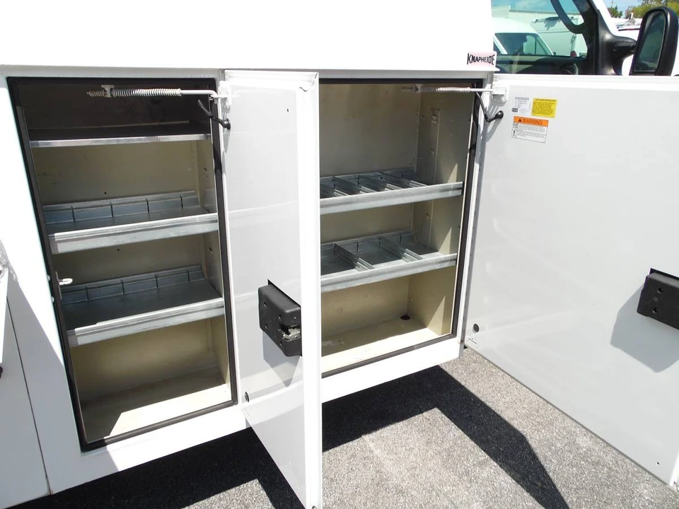 2015 Ford Econoline Van - Image 14 of 24