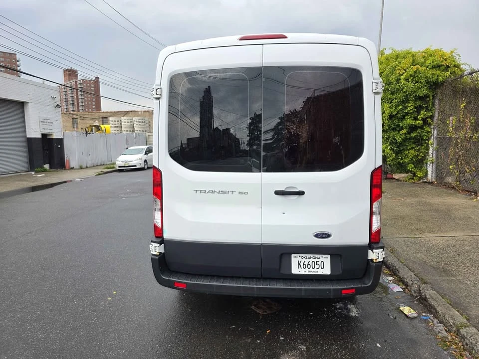 2015 Ford Econoline Van - Image 6 of 12