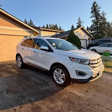 2015 Ford Edge SE Sport Utility 4D