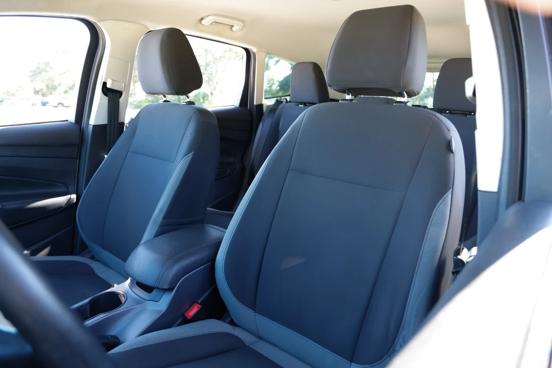 2015 Ford Escape - Image 6 of 12