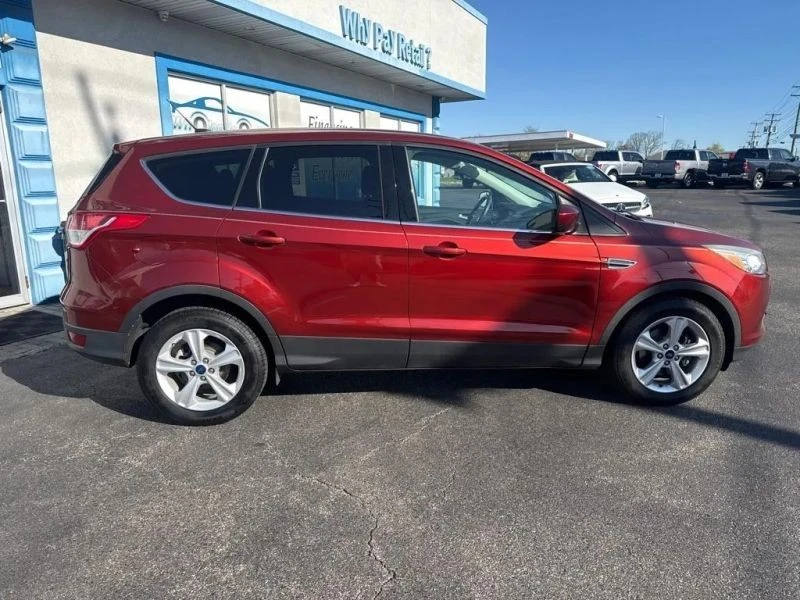 2015 Ford Escape - Image 9 of 12