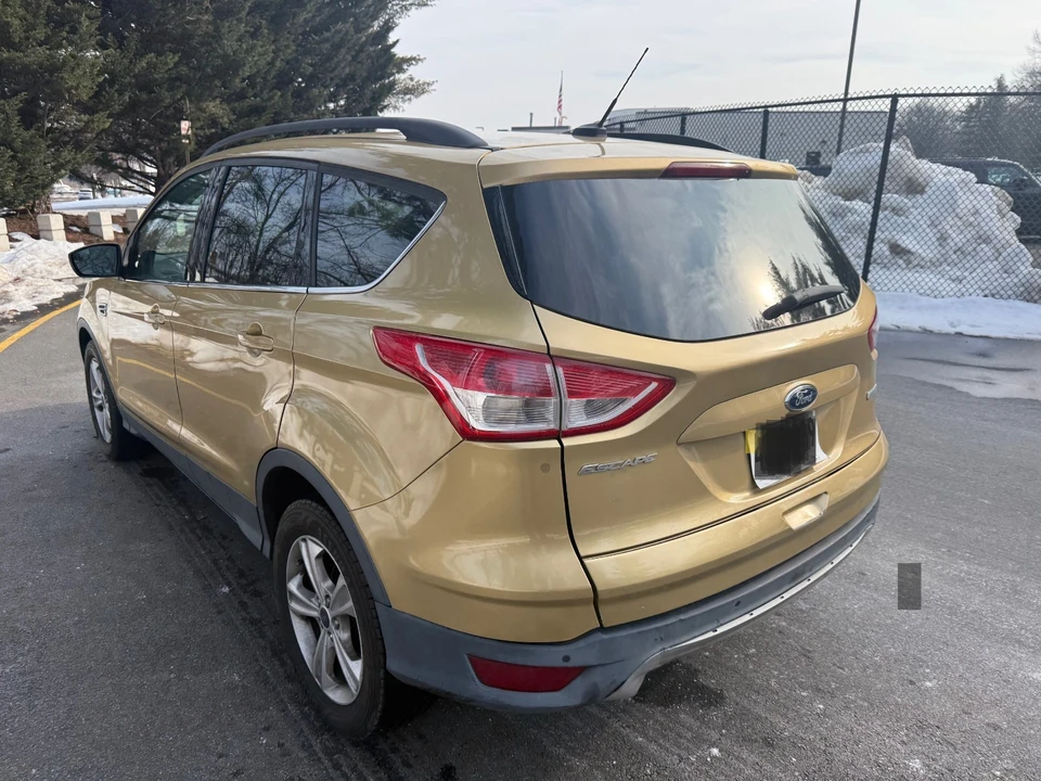 2015 Ford Escape - Image 2 of 21