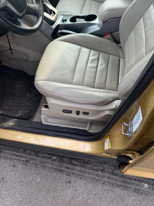 2015 Ford Escape - Image 14 of 21