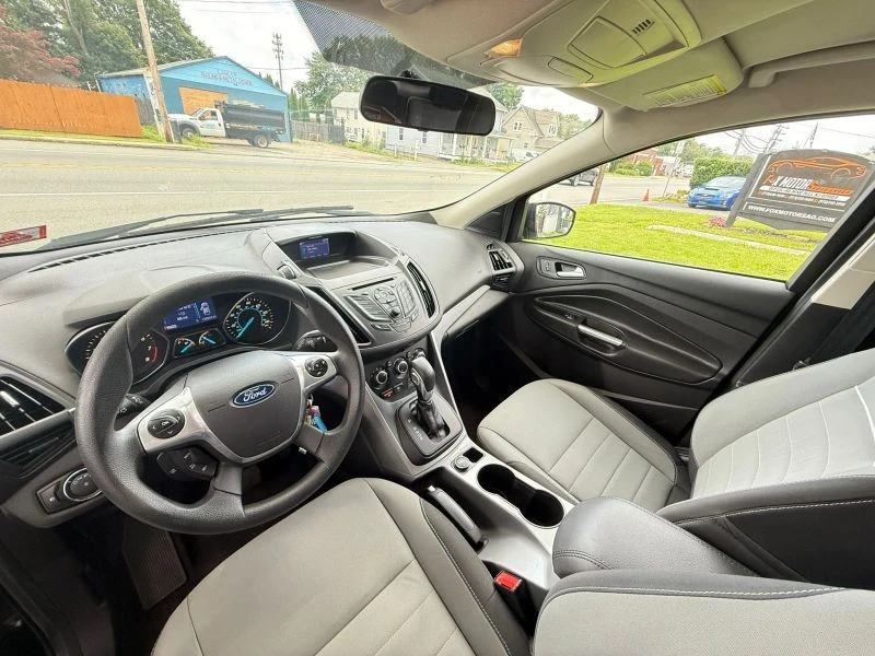 2015 Ford Escape - Image 9 of 12