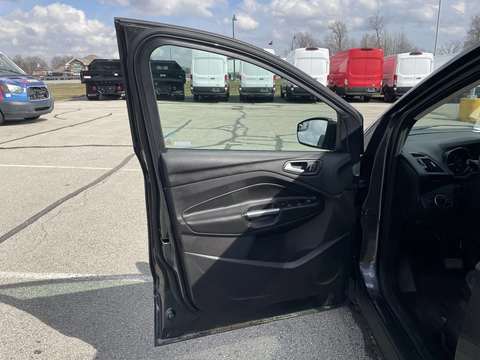 2015 Ford Escape - Image 19 of 21