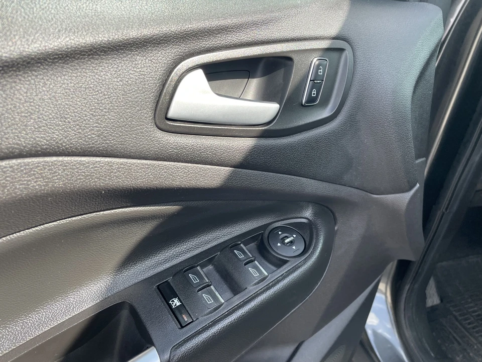 2015 Ford Escape - Image 20 of 21