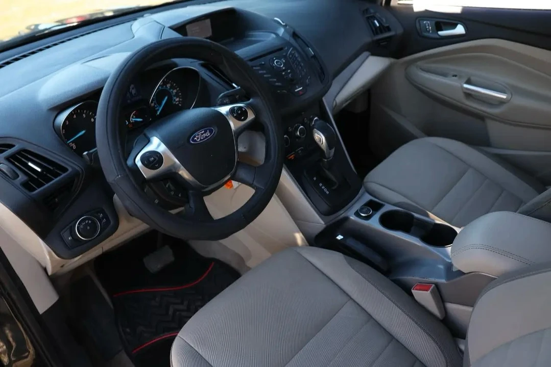 2015 Ford Escape - Image 4 of 12