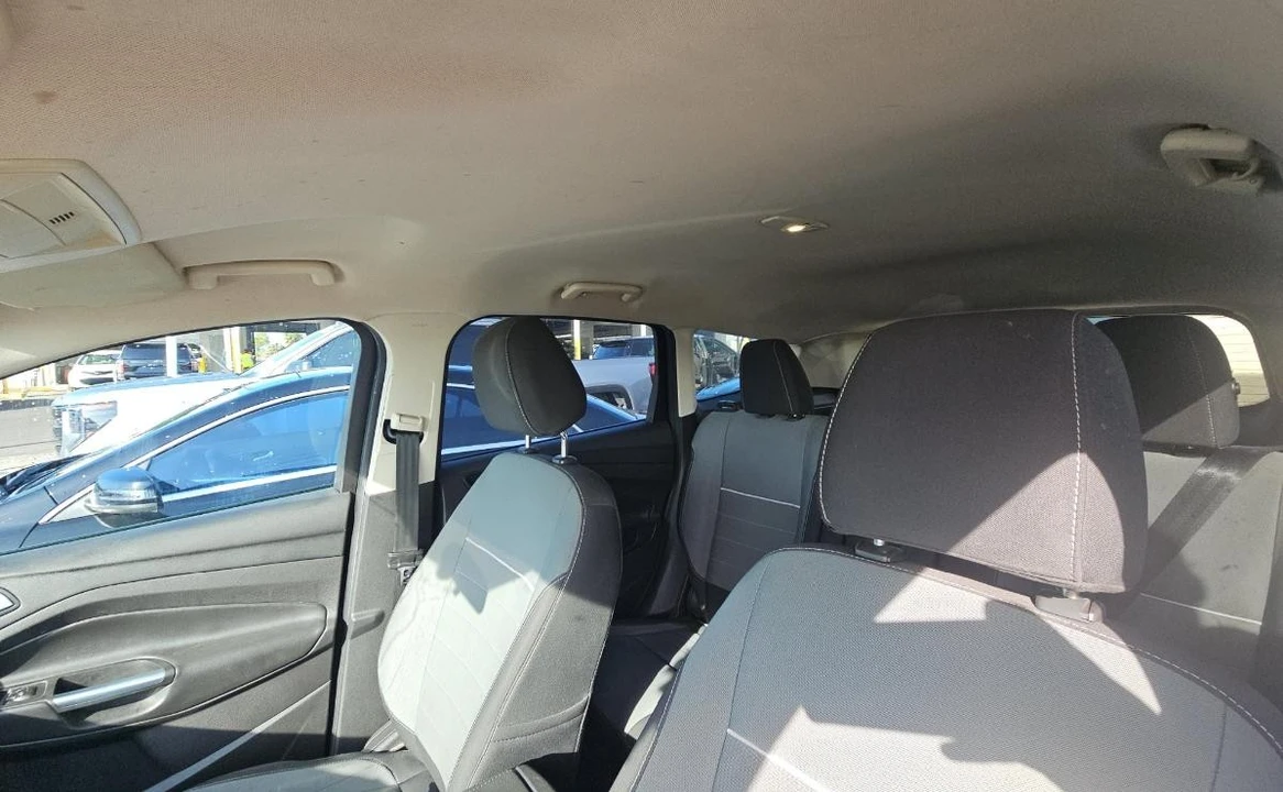 2015 Ford Escape - Image 14 of 15