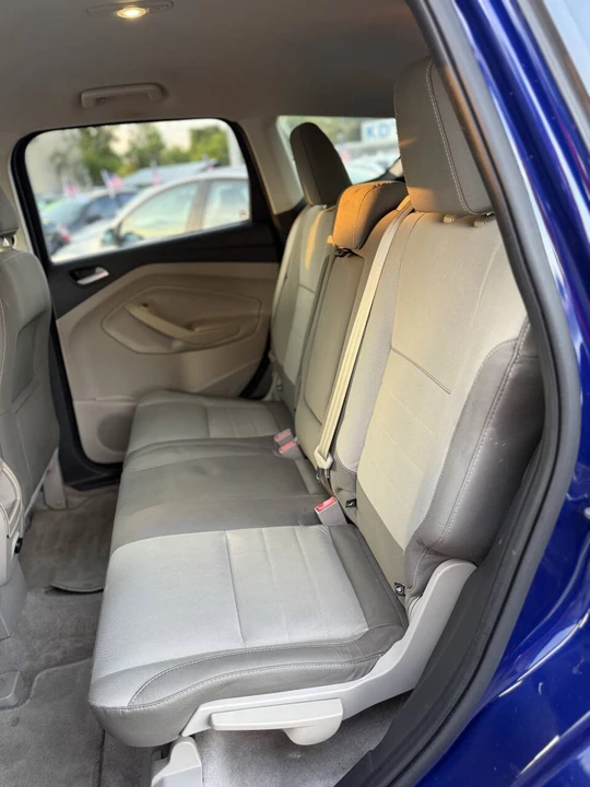 2015 Ford Escape - Image 19 of 21