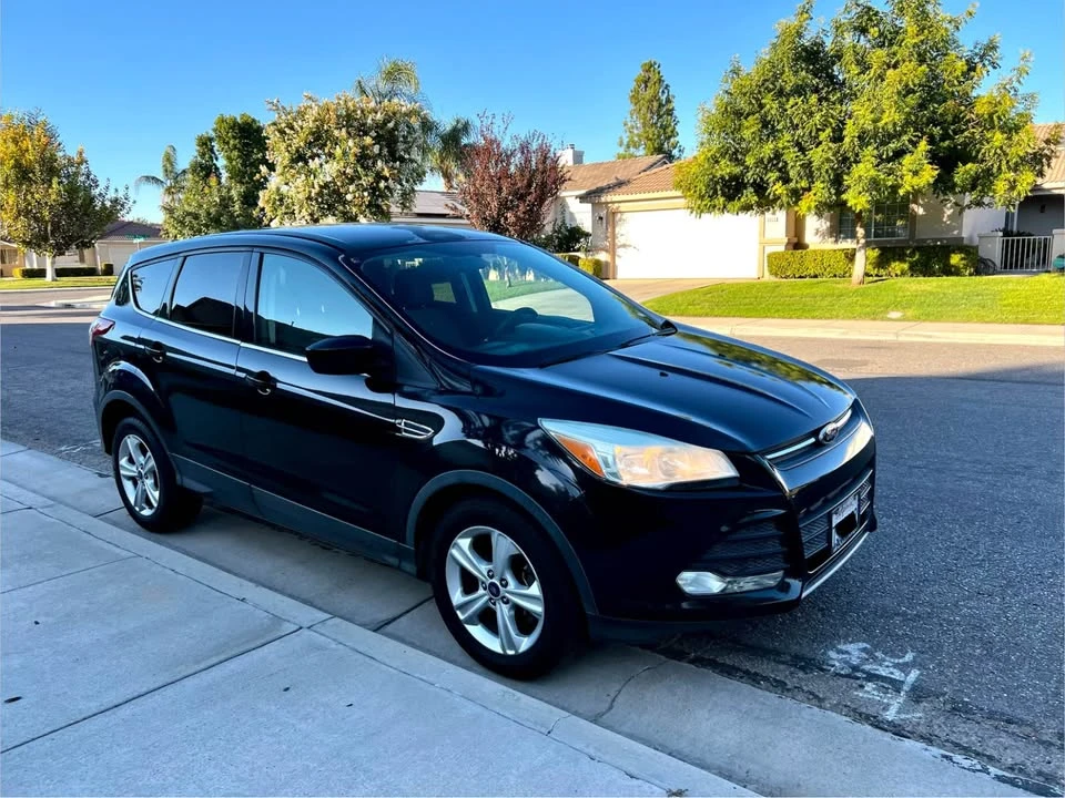 2015 Ford Escape - Image 2 of 8