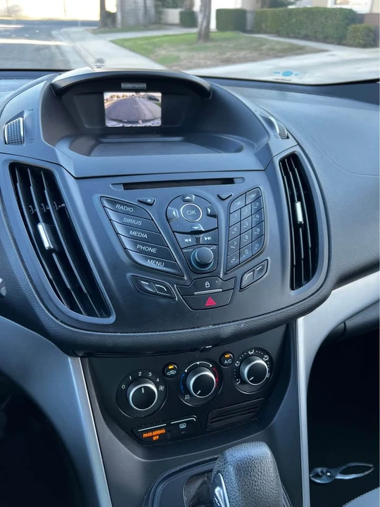 2015 Ford Escape - Image 6 of 8