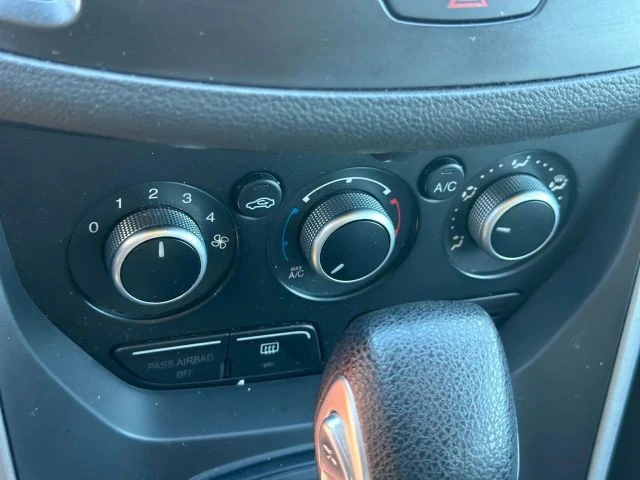 2015 Ford Escape - Image 19 of 21