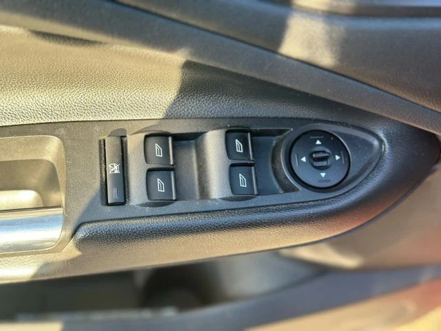 2015 Ford Escape - Image 13 of 21